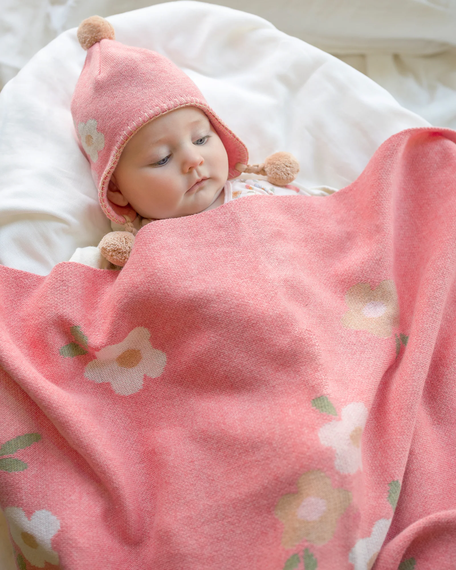 Organic Blanket Mystical Rosie Posie - Image 2